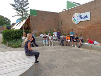 Project Buitenklas: Zitelementen voor basisschool De Expeditie in Arnhem